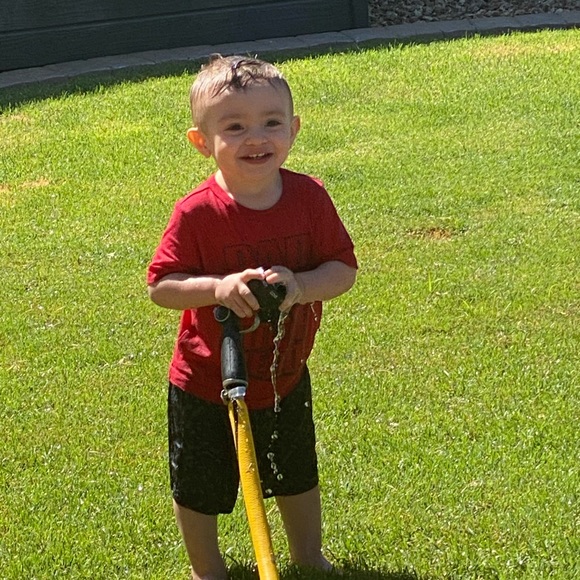 MEET YOUR POSHER - Picture 13 of 16